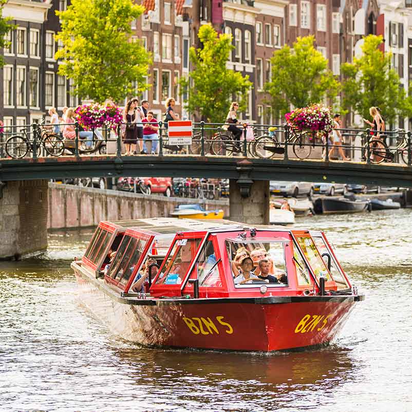 tour boat amsterdam